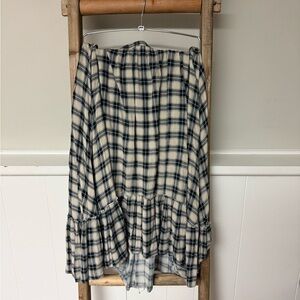 High low vintage skirt , super cute with tshirts